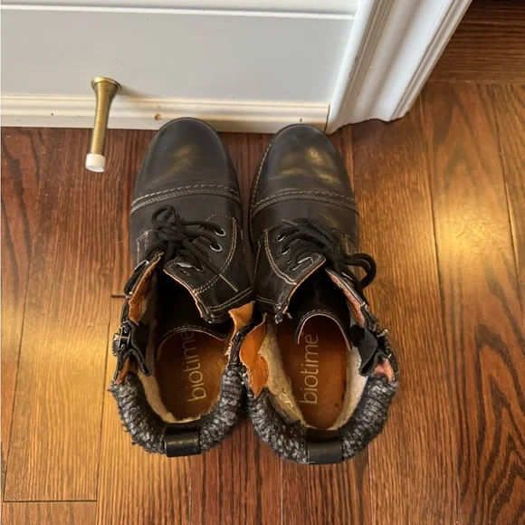 Biotime Winter/Fall boots - Picture 5 of 6